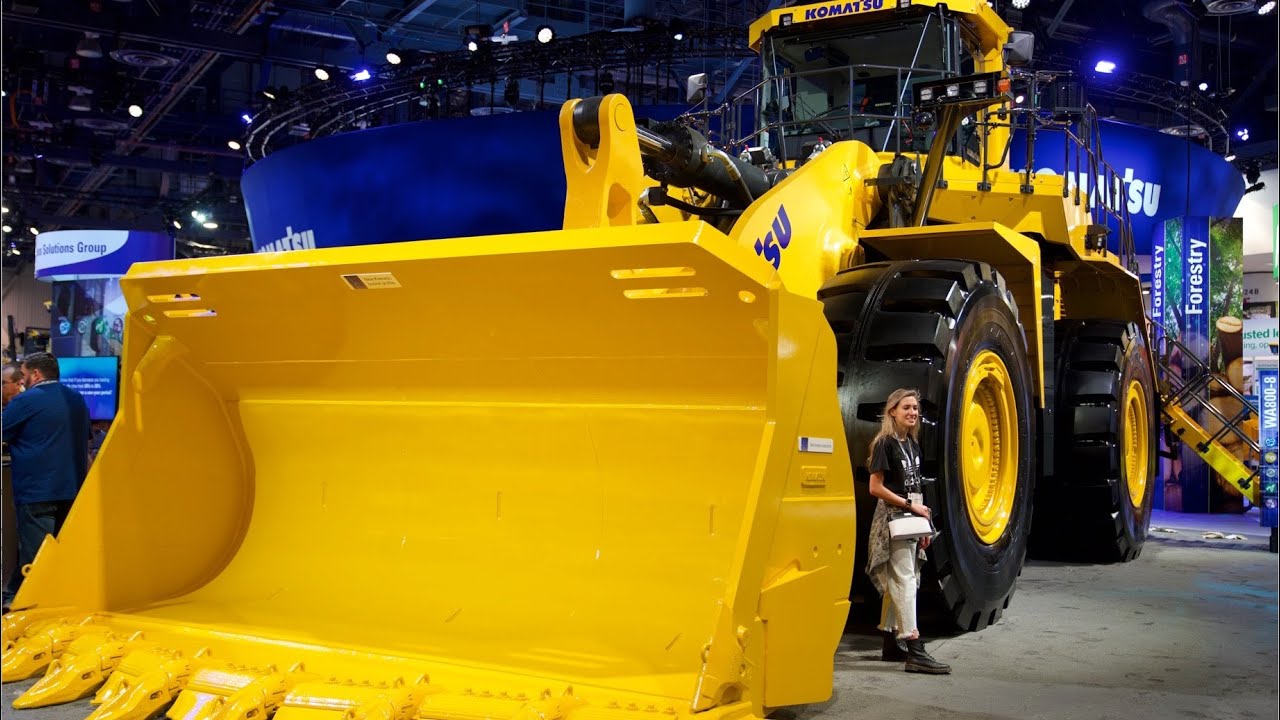 Tour of Komatsu stand Conexpo 2020