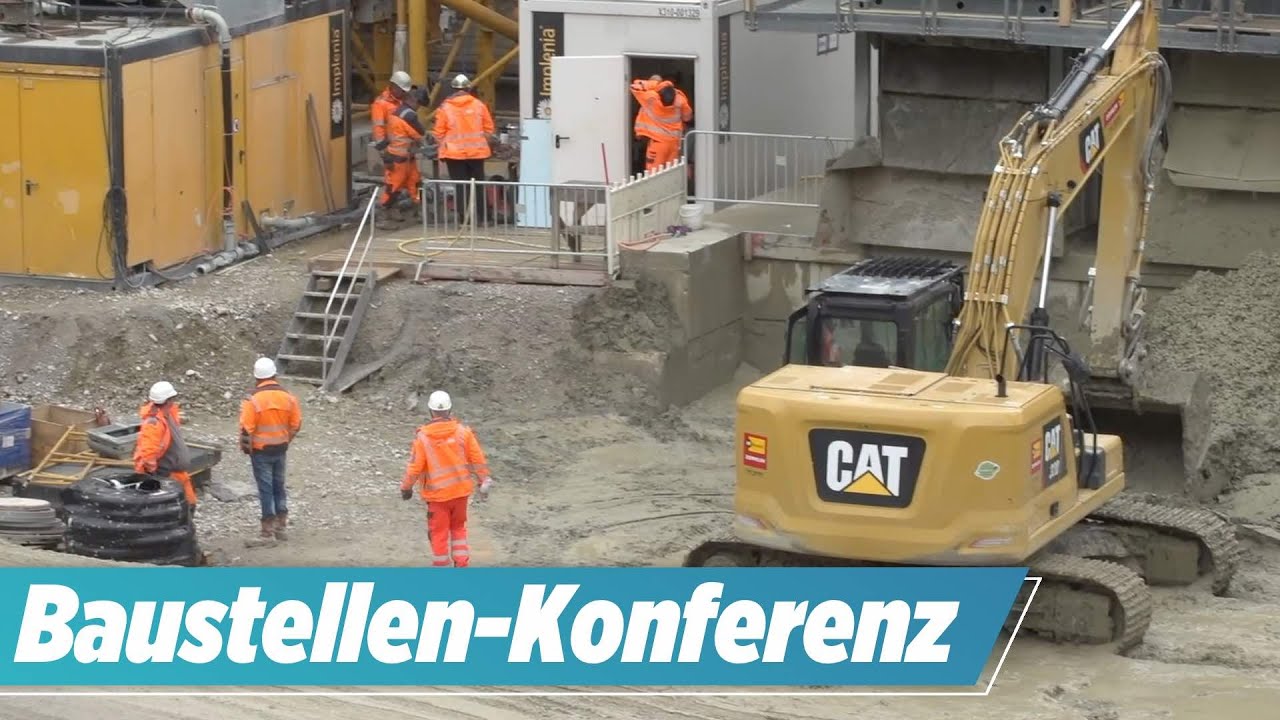 Baustelle statt Bundesliga: Star-Kommentatoren mit Kult-Konferenz