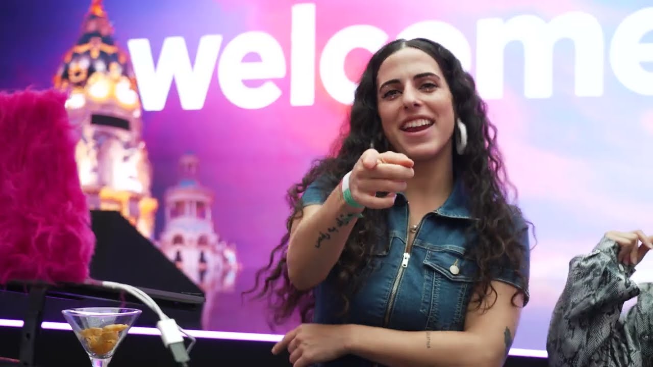 Hello Madrid. Hello razr. Quick Recap of razr 40 family launch