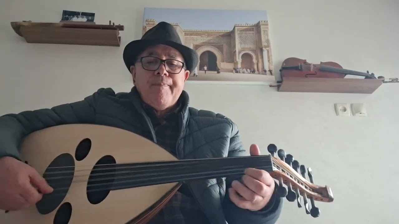 القمر الاحمر. جزء2ع الهادي بلخياط لحن ع السلام عامر  رحمهما الله شعر ع الرفيع الجوهري .اداء اس رشيد.