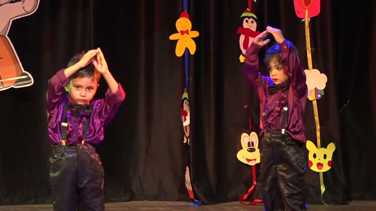 Kids Amazing performance ||song|| tukur tukur ||dil na diya ||annual day||😍😍