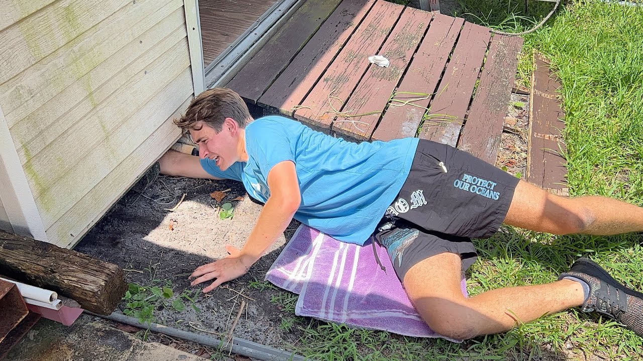 WHAT WAS LIVING UNDER MY GRANDPAS SHED ?! WE SET TRAPS !