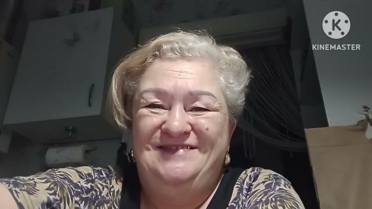 Переделала капюшон.