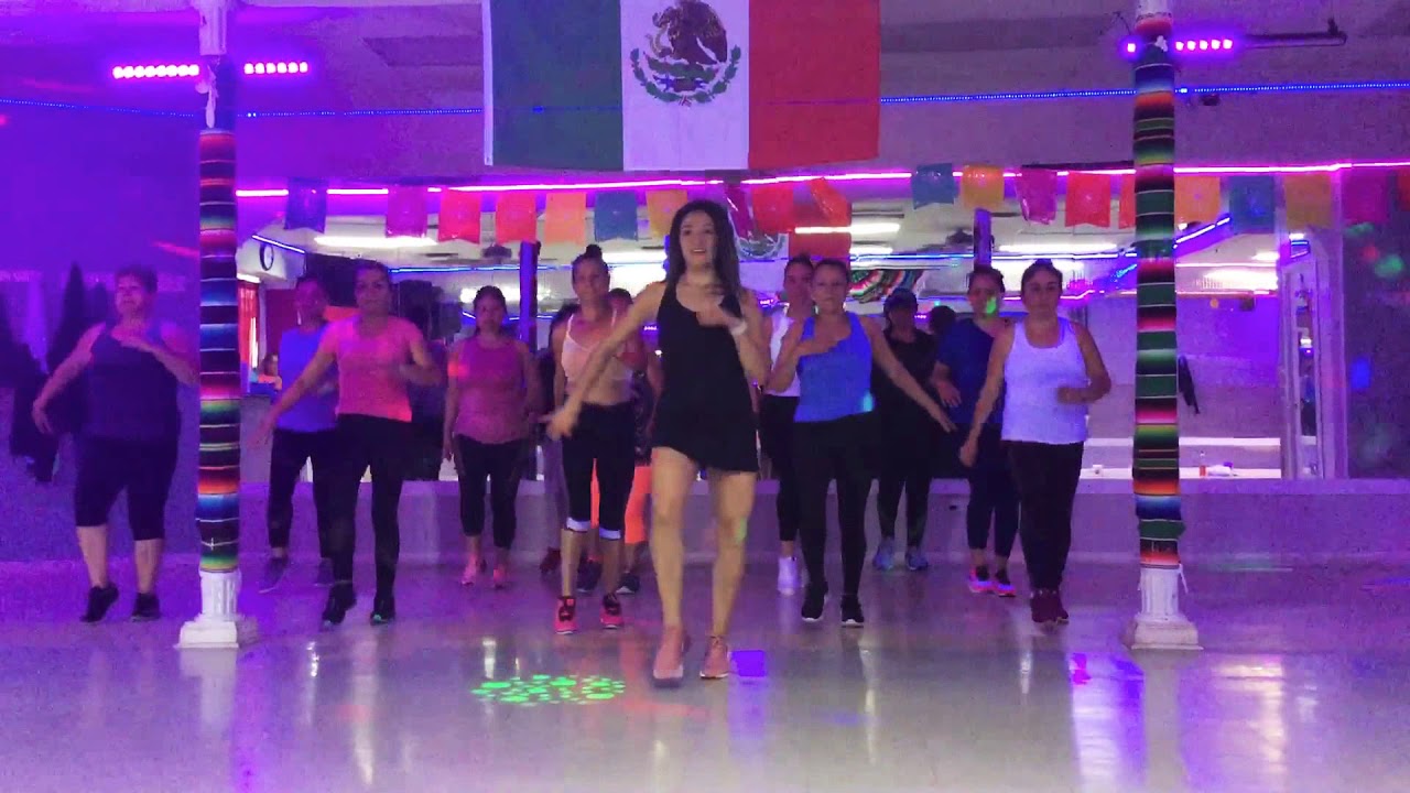 CARIÑITO- LILA DOWNS ( Cumbia)- Taly 💃🏻💃🏻