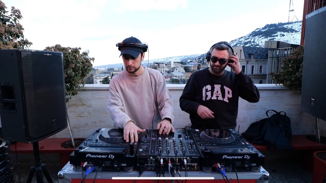 Morning Groove X Bubble Bar●Afisha - SHVEBA