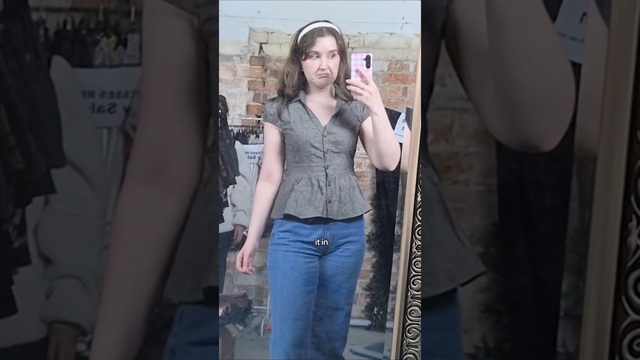 Магазин одежды в стиле Y2K? 👀 #shoppingvlog #shopwithme #y2k #tryon #tryonhaul #vintagefashion