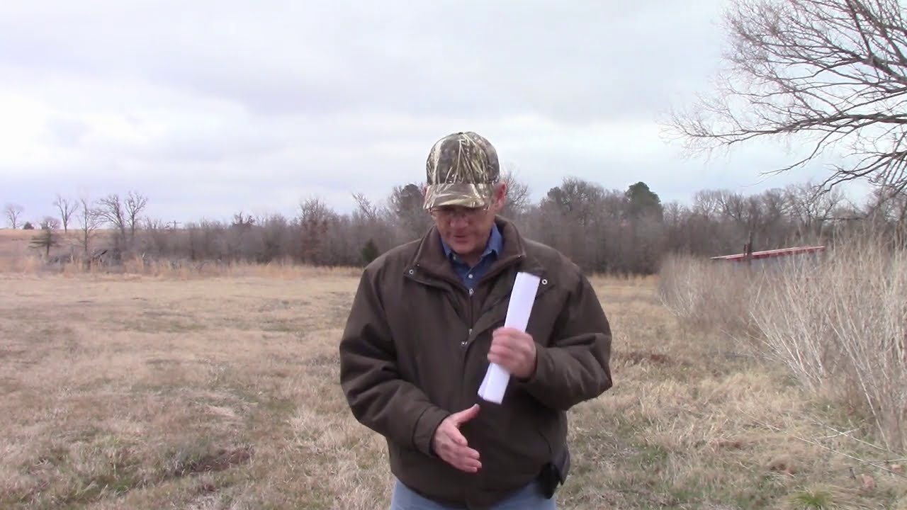 Bigfoot Stalks Family With Children in the Kiamichi Mountains. Face to face encounter.