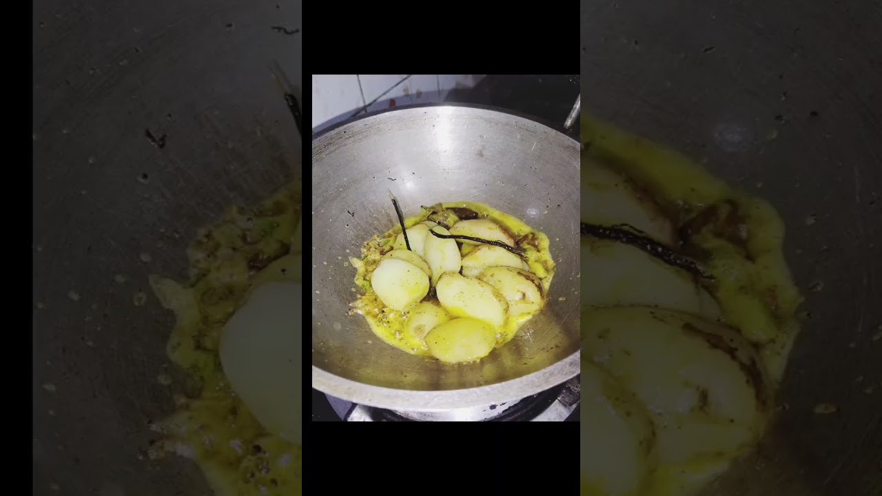 দারুণ স্বাদে ডিমের তরকারি 😋🔥 ঝাল-ঝাল ঘরোয়া ডিম কারি! আজই ট্রাই করুন 🥚🍛#shorts#eggcarry#trendy#viral