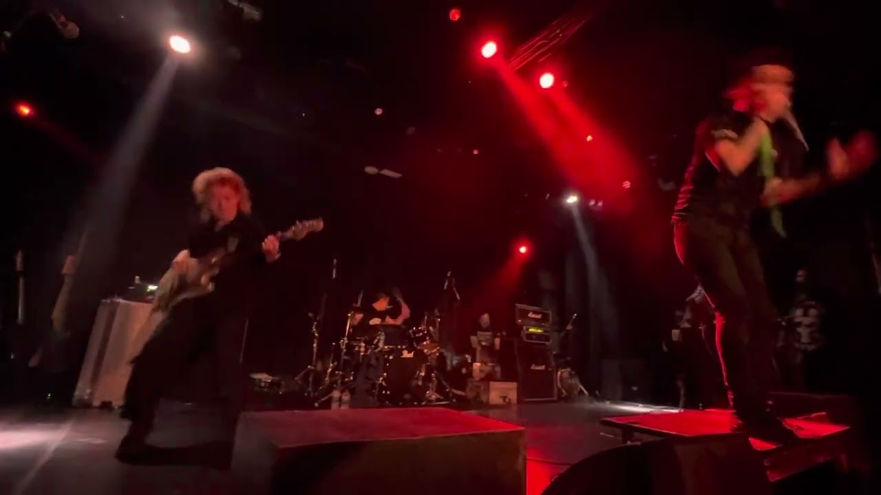 SiM - A (Live @ THE RUMBLiNG)