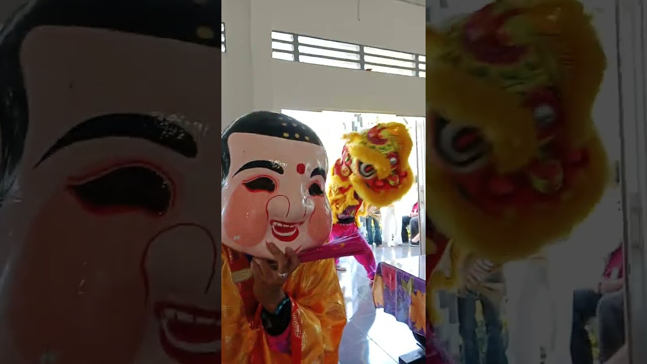 Múa lân ngày tết cổ truyền 
