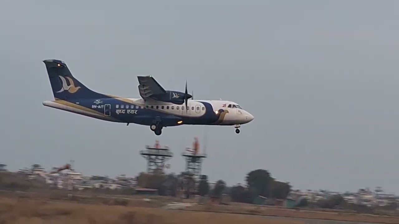 SMOOTH LANDING #atr42 #travel #support #lifeisbutadream #airport #airplane 