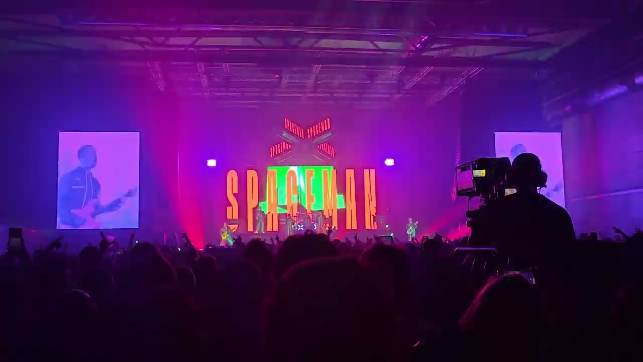 Electric callboy spaceman st jordi 220126