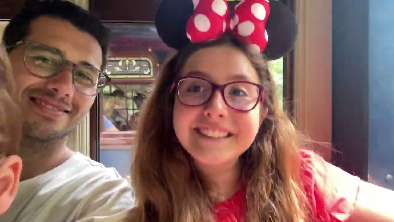 DISNEYLAND PARIS EM FAMÍLIA 2023