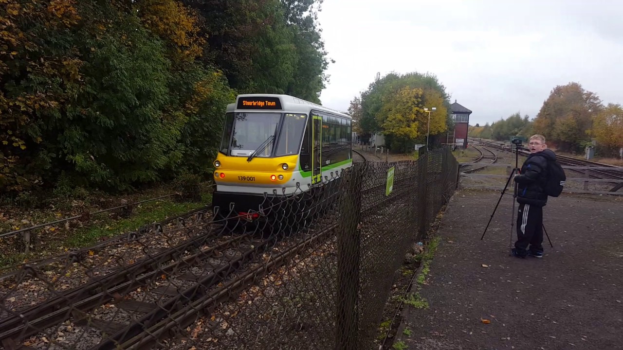 Trains at Stourbridge Junction SHL (XC Diverts) 29/10/16