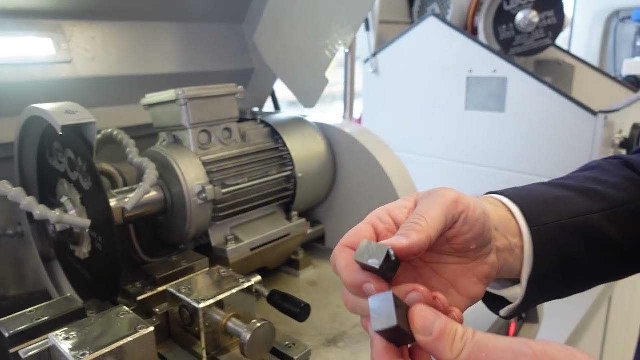 LECO SX100 Sectioning Machine