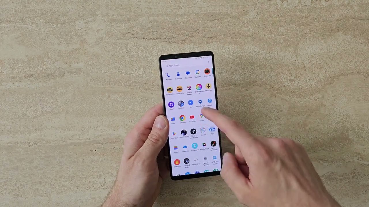 Sony Xperia 1 V | Hands On, Game Play, Sony UI, camera UI