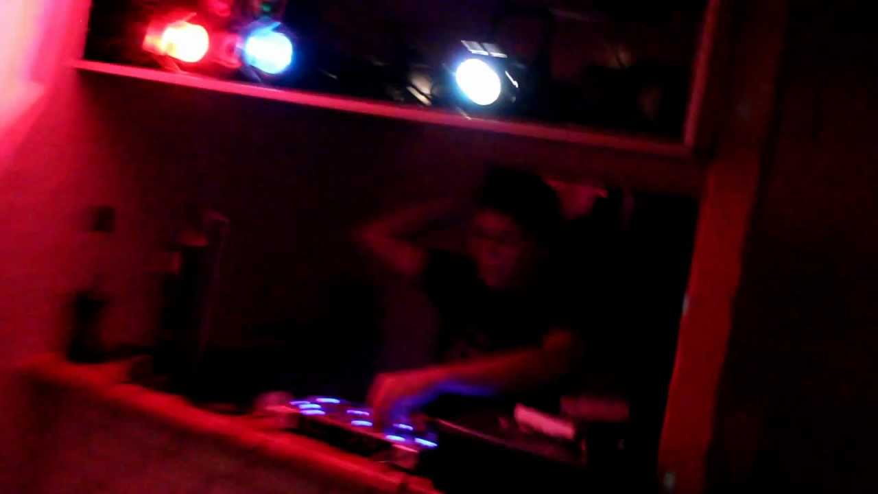 Noisy Boy Feat DJ ZAAYKEER (L.O.U.D.E.R) - Boost That Bass (Clip Officiel) HD