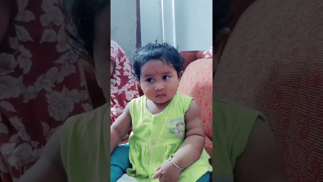 কত ছোট ছিল ঠাম্মির সাথে দুষ্টুমি করছে 😅😅😂