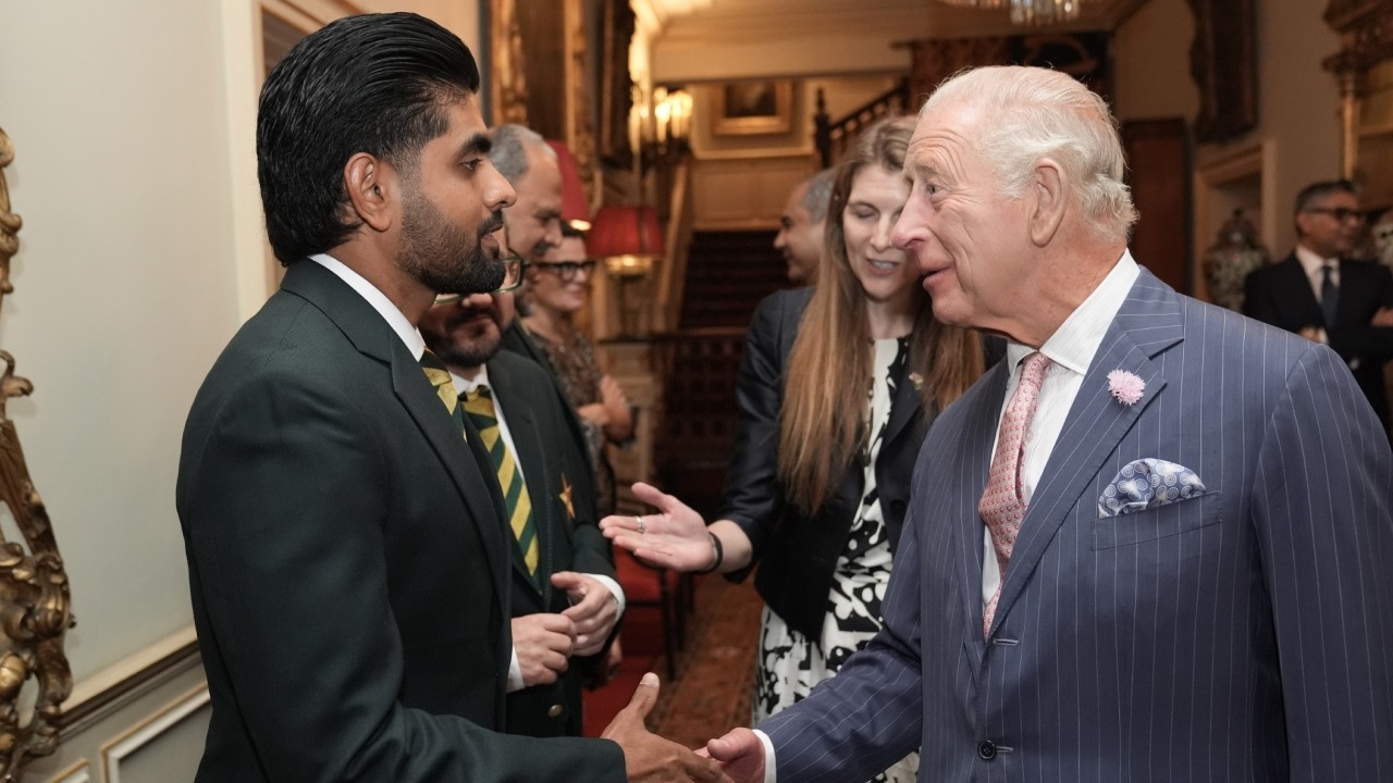 PCB Chairman Mohsin Naqvi & Pakistan Cricket Team Meet King Charles at Clarence House