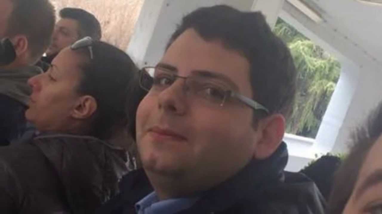 Свињо една, си дошол од Кавадарци тука да ми се правиш главен