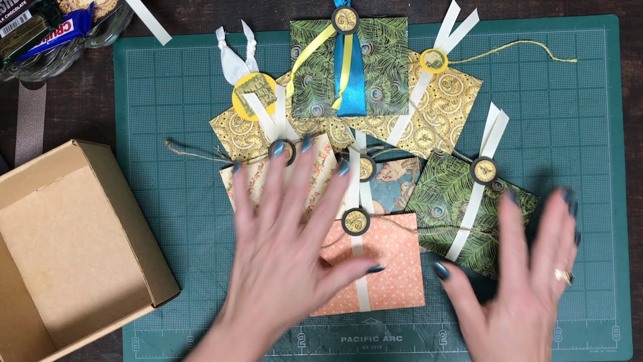 Mini Envelope Treat Bags | Tutorial