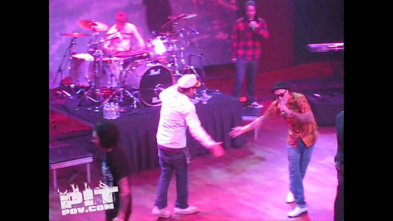 HOLLYWOOD UNDEAD • Bitches / California • Dallas, Texas 2009 • PIT POV HQ