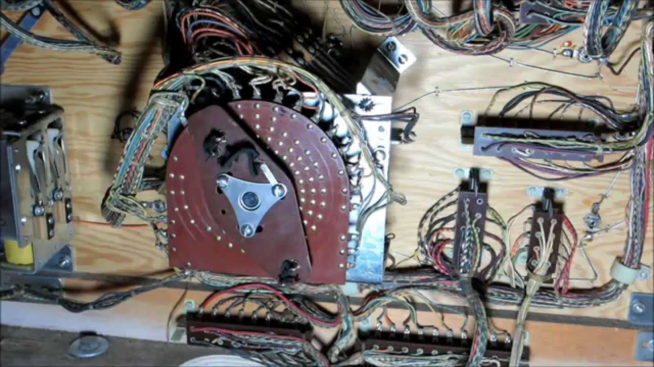 Pinball Torture Test #22 - Spirit of 76, Episode 22:  Game won't start, score motor runs