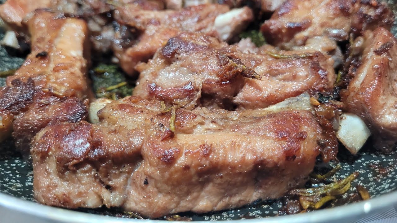 SPUNTATURE DI MAIALE ALLA CACCIATORA