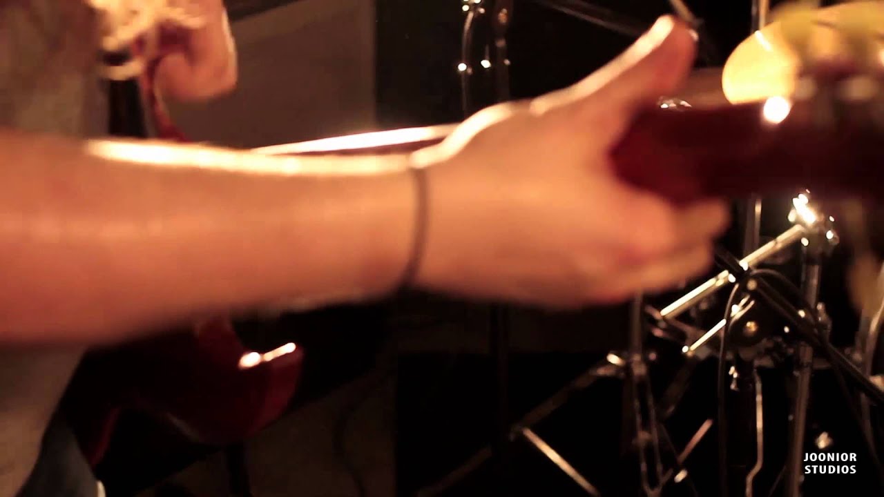 Hobosexual - 06 - Concrete Corporate (Live at Joonior Studios)