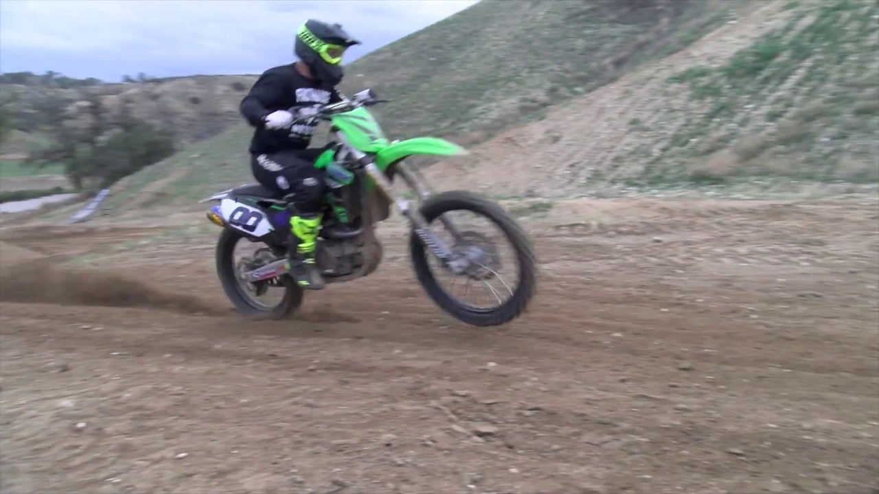 Kyle Katsandris! 60 Freeway Jump, Train Jump, Motocross Freeriding Edit