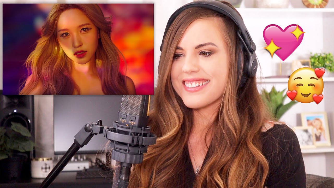 TWICE "I CAN'T STOP ME" M/V - SINGER REACTION