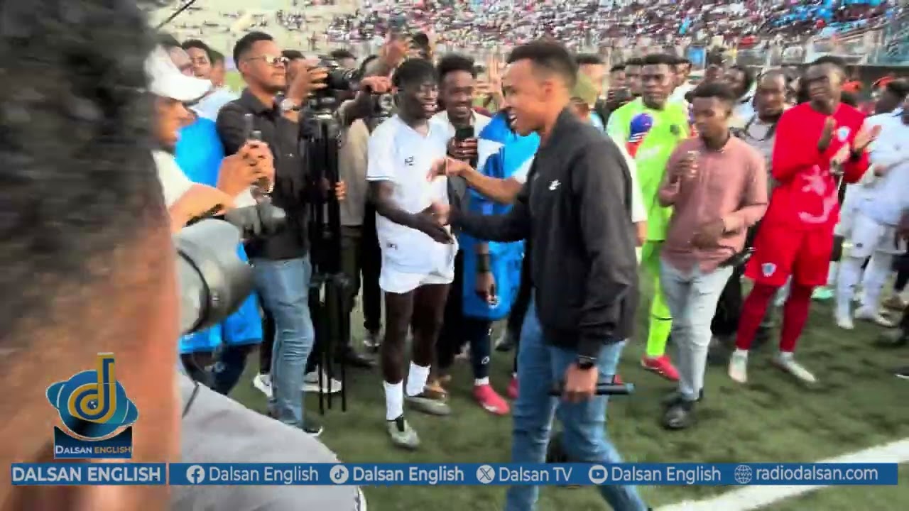 Watch how Omar Artan was received at the Mogadishu stadium