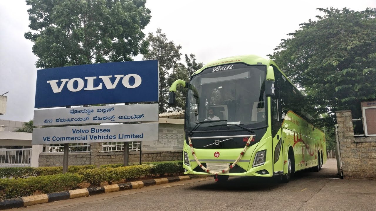 EXCLUSIVE: Delivery of India's First Volvo 9600 Semi-sleeper Multiaxle of Bedi Travels