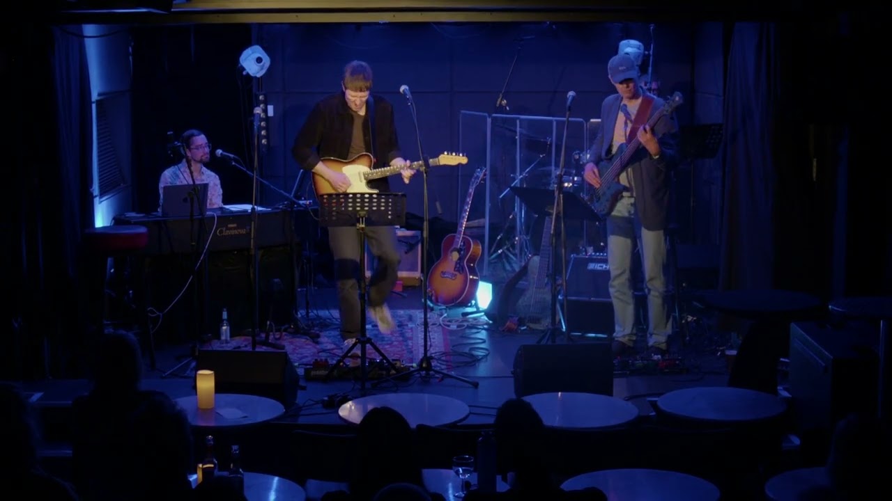 People get ready - Bassball Studioband