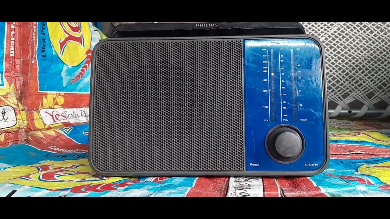 Philips prince RL226 FM 📻 #oldsong#radios#oldantique#ratro#philipsradio#vintage#sony#bush#National
