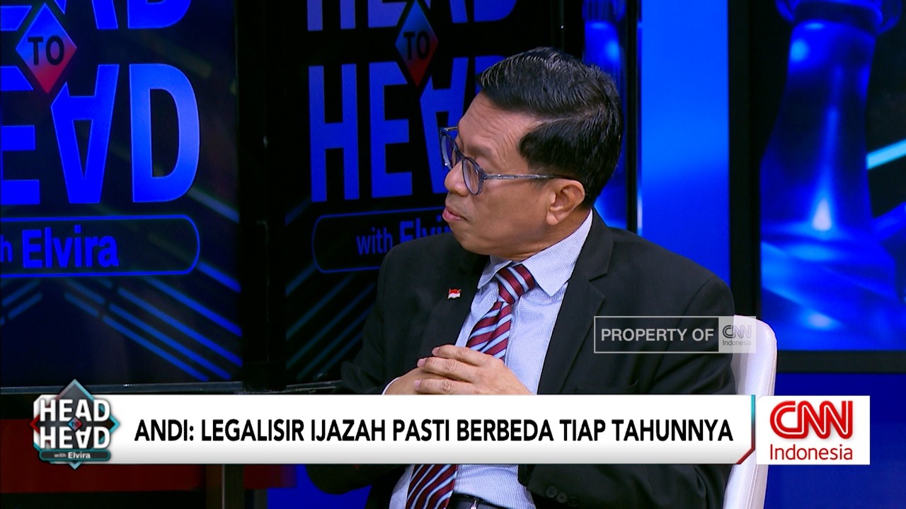 Andi Azwan vs Roy Suryo Berdebat soal Legalisir Ijazah Jokowi