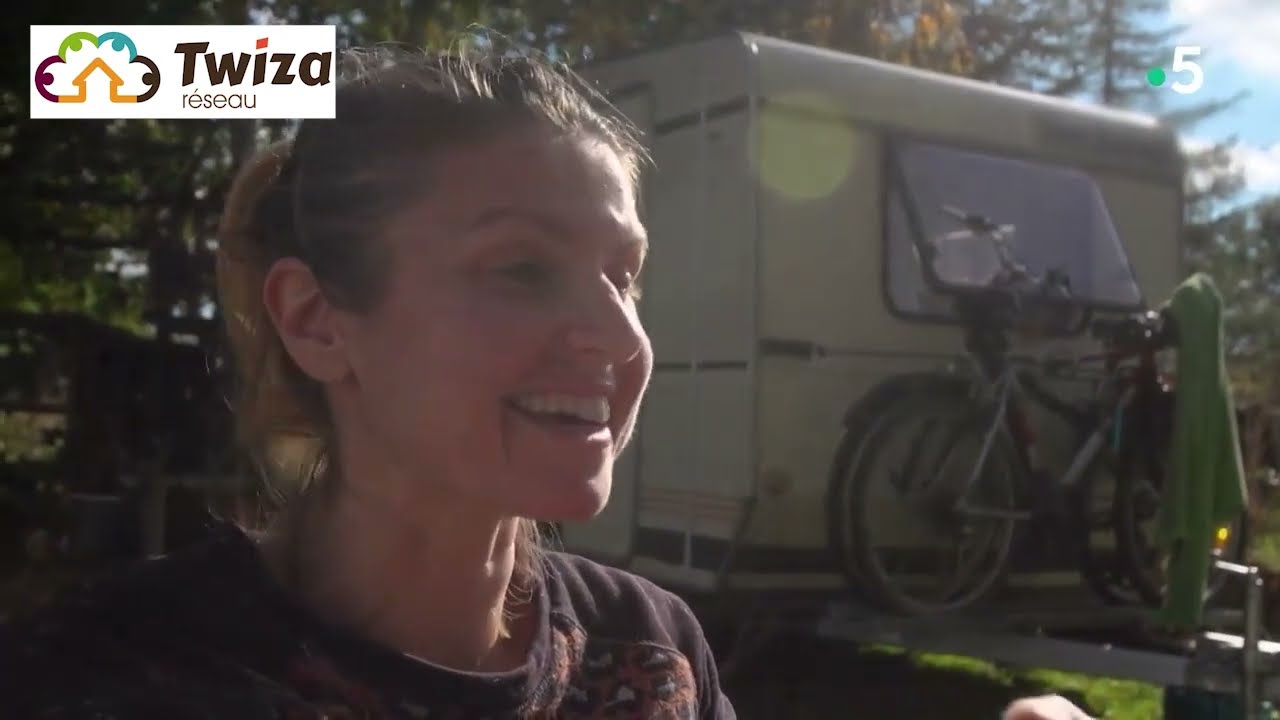 Chantier de maison Bois Terre Paille du réseau TWIZA en Charente maritime (17)