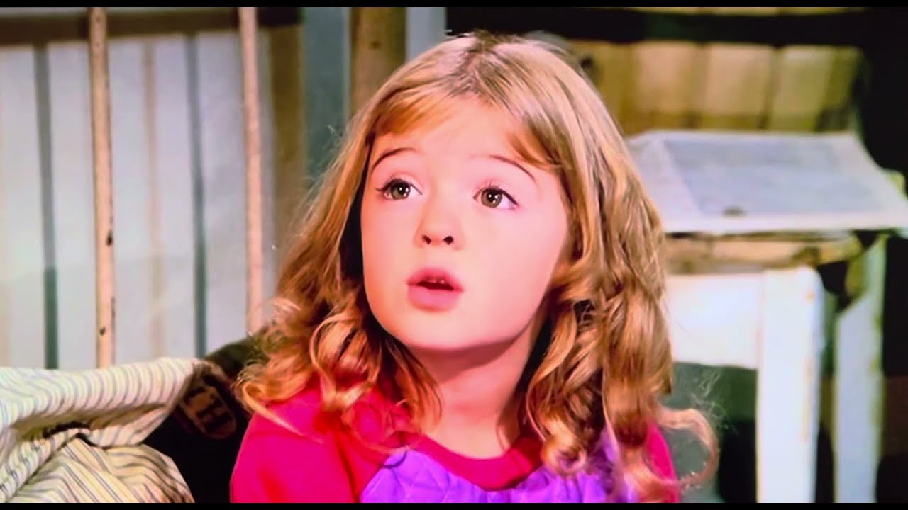 Savannah Smiles | Savannah tells a bedtime story