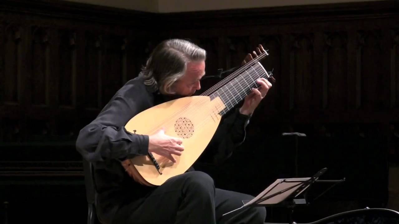 Entrée in A Major by Bach/Weiss performed by Robert Barto