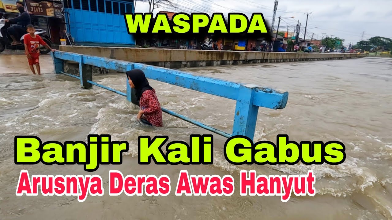 penyebab pemukiman kali gabus banjir lagi, saluran air di tutup pagar beton air tidak bisa mengalir