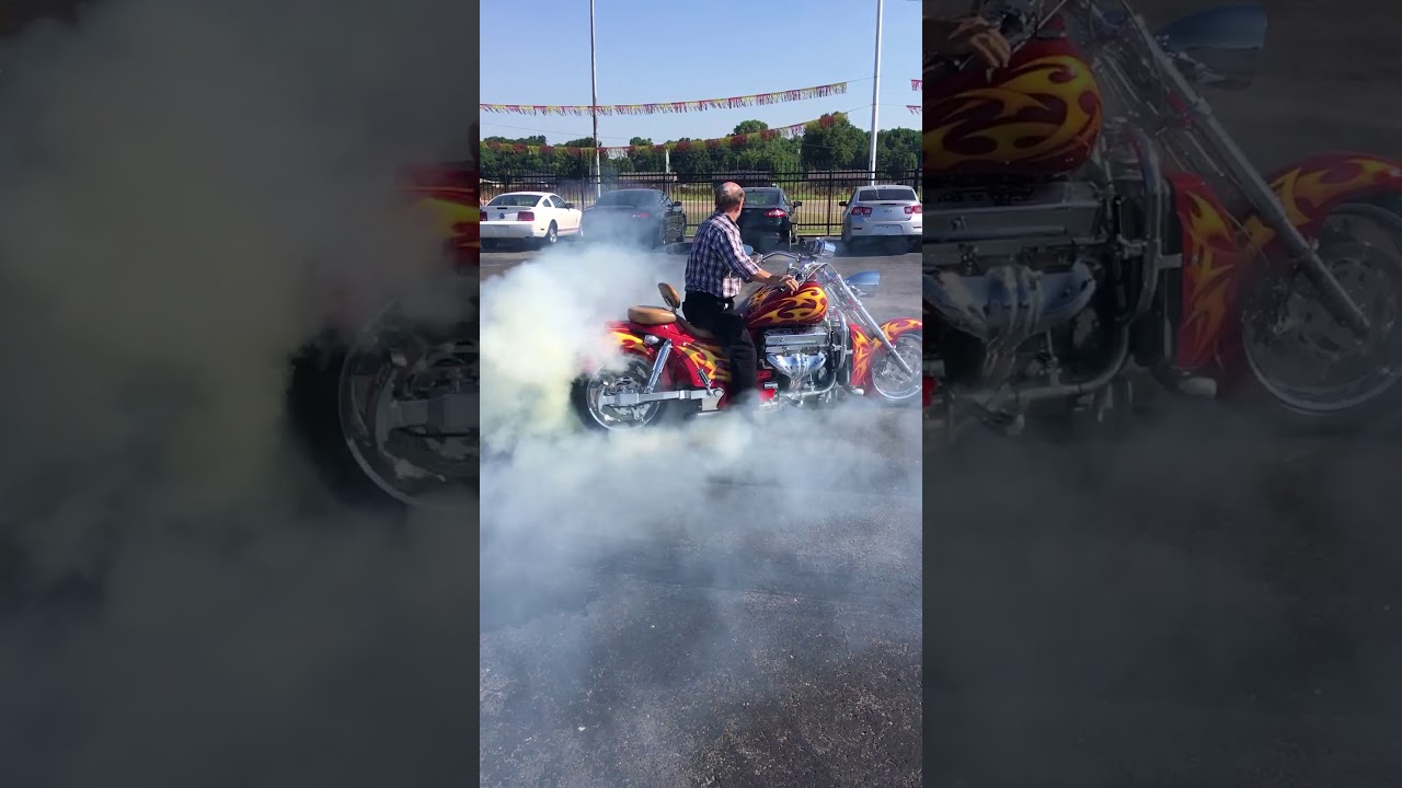 Boss Hoss Burnout