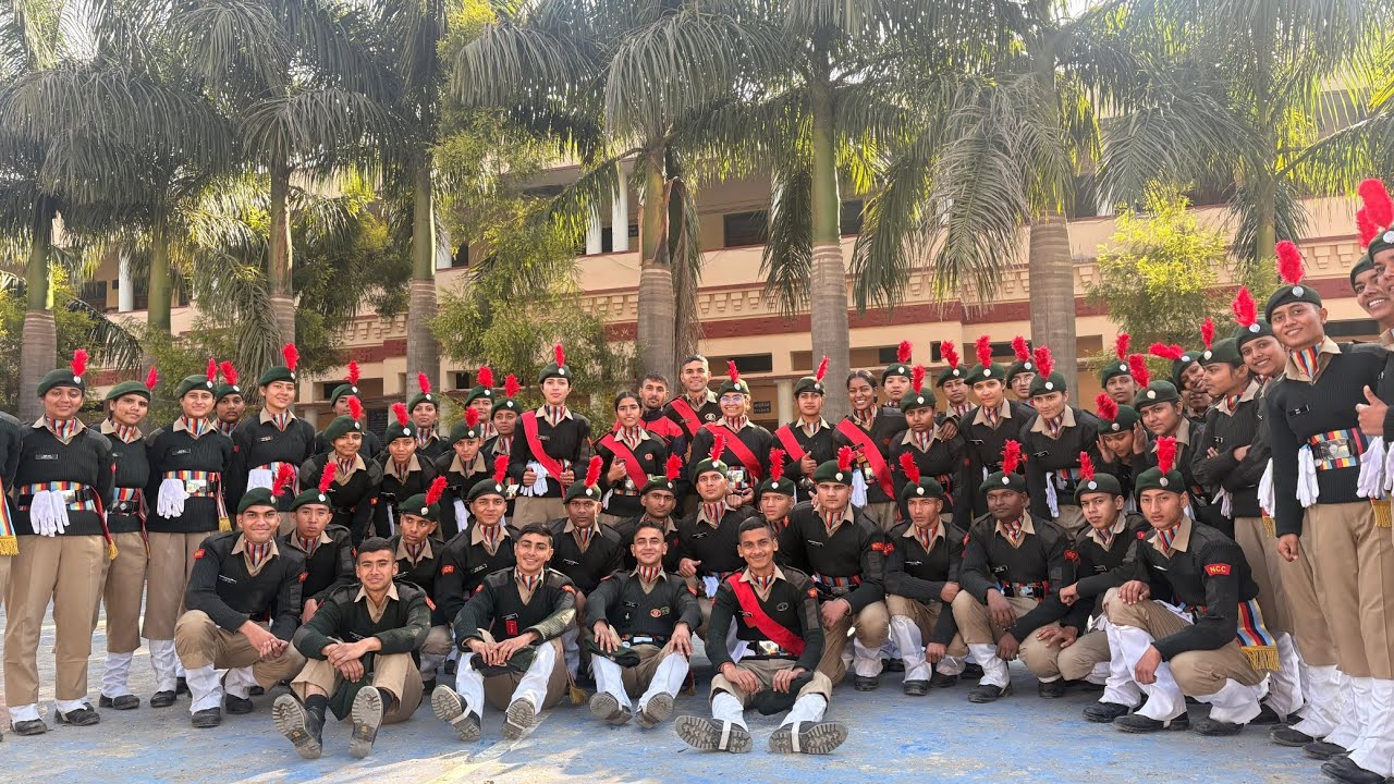 Last fallin 26 jan 🥺 NCC ke Kuch yadgar pal 🥺🫡 bahut dukh hua jane ke bad,🙏🏻