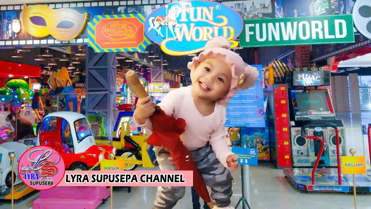 BERMAIN DI FUNWORLD MALIOBORO MALL YOGJAKARTA - LYRA SUPUSEPA CHANNEL