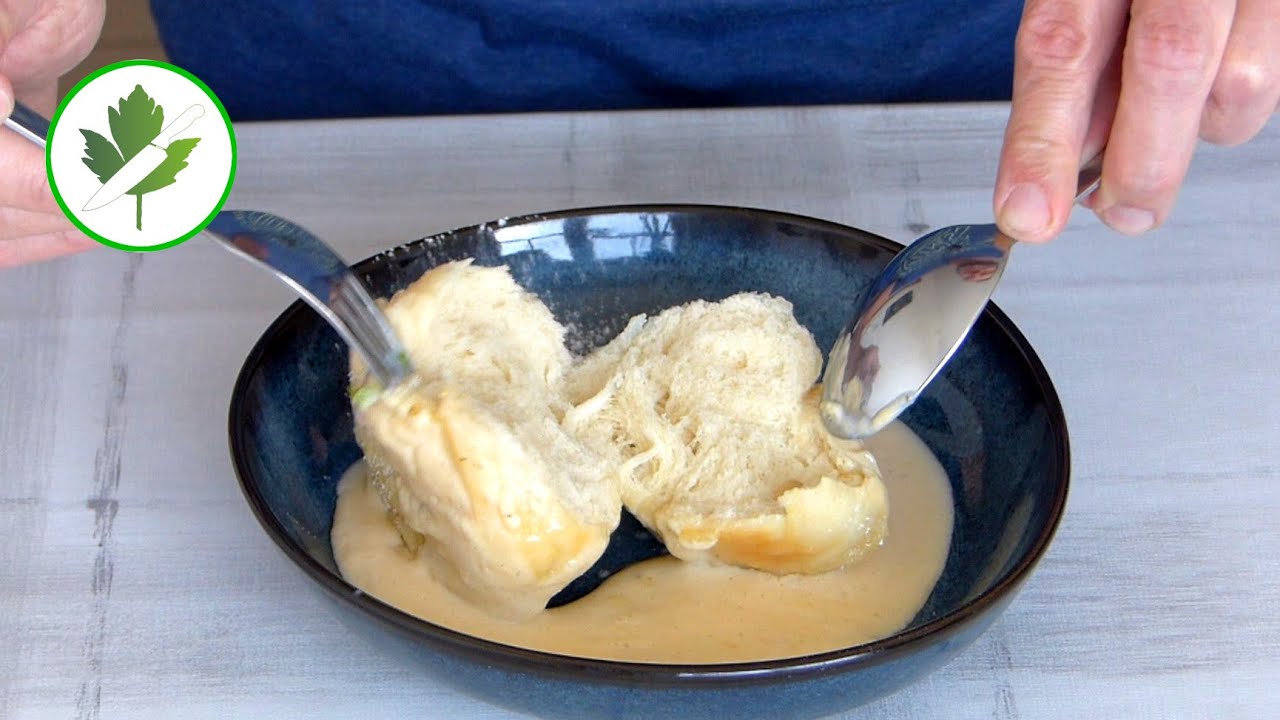 Luftige Dampfnudeln mit einer schnellen, einfachen Vanillesoße