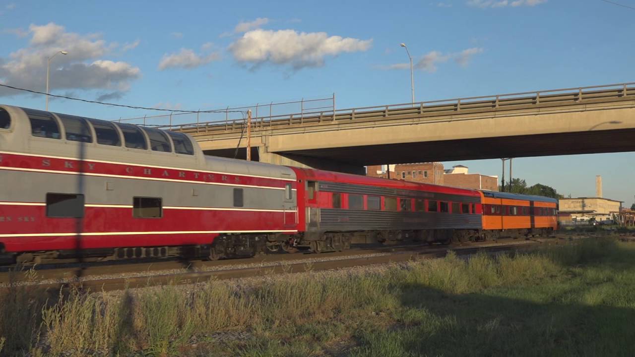 Amtrak California Zephyer with private cars (AAPRCO)