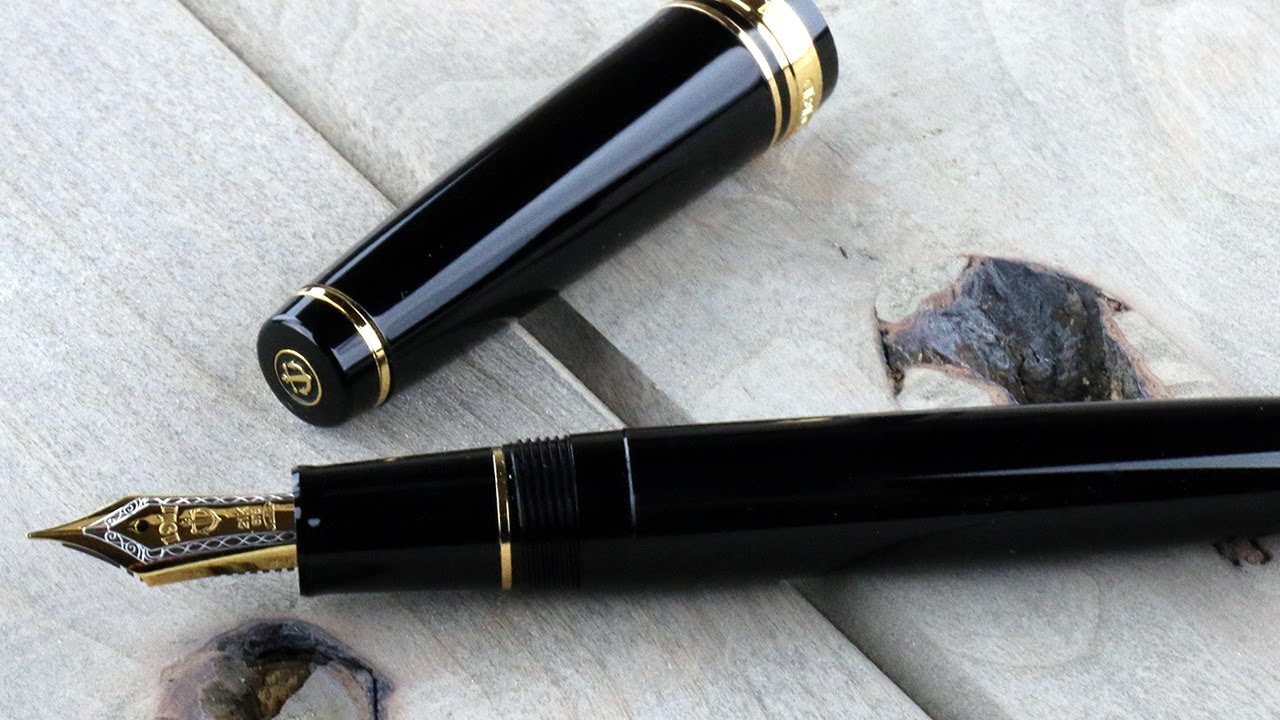 Sailor Professional Gear Fountain Pen