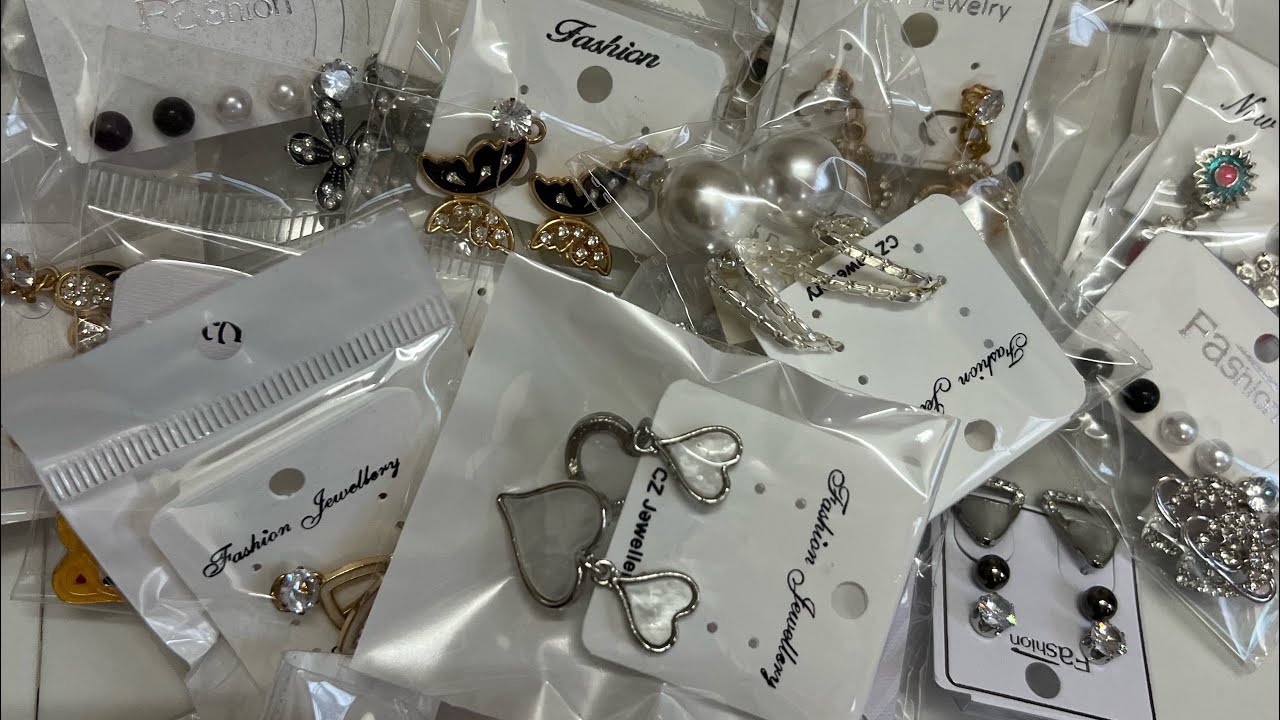 Korean earrings & Jhumka collection 🥳🥳👉🏼 spot booking guys 🥳