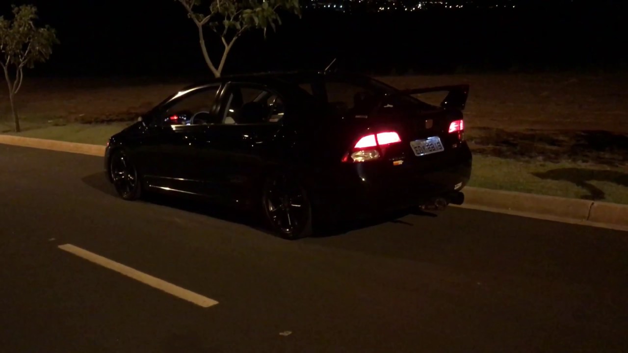 Civic Si Cortando Giro - Fogo