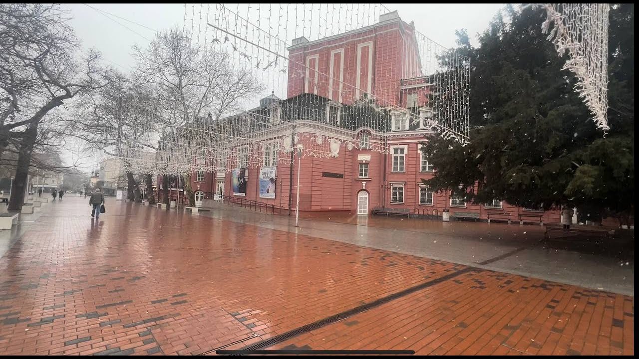 Bulgaria, Varna, City Centre, Walk in Snow
