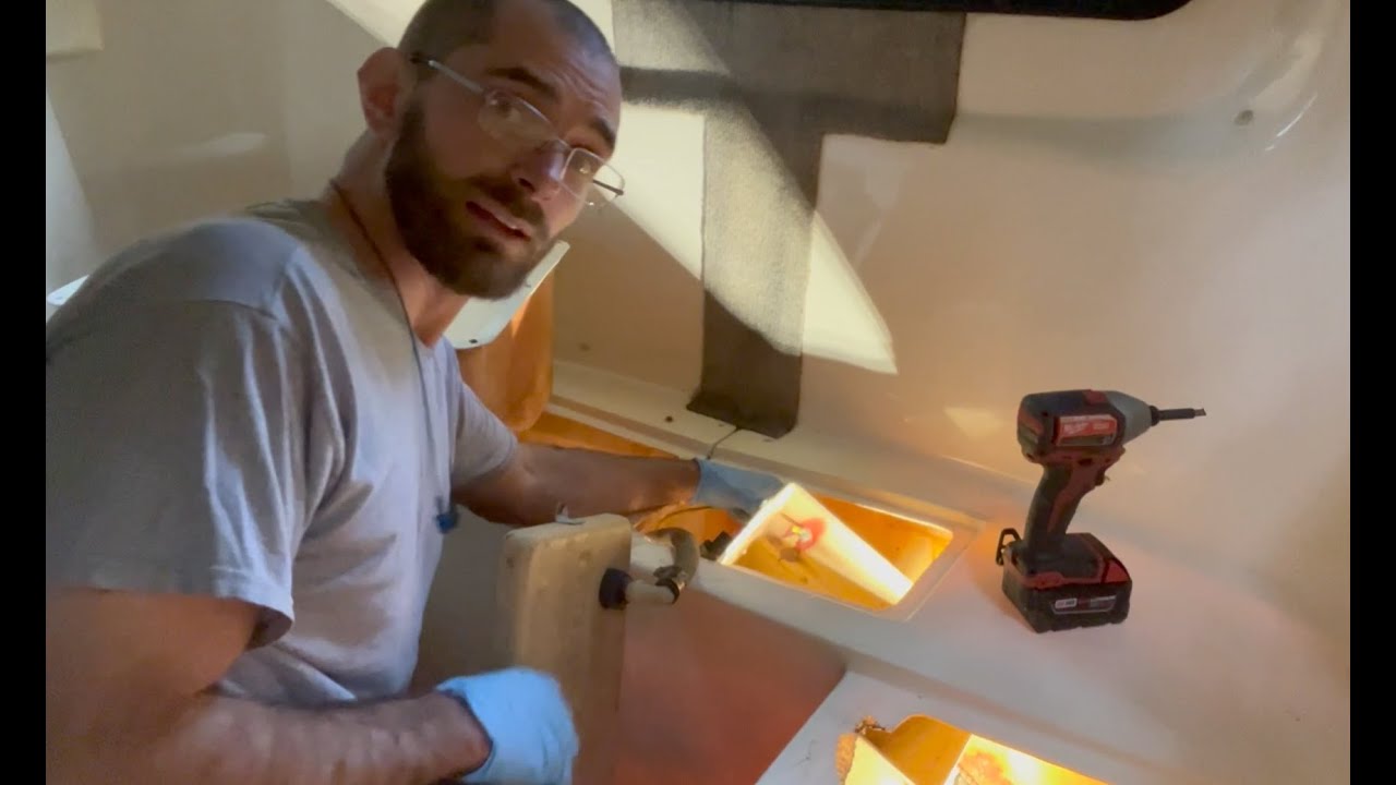 UHAUL CT-13 Camper Restoration - Gutting everything and preparing to cut